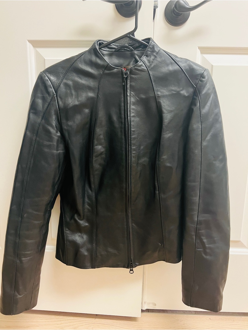 Danier Black Genuine Leather Fitted Jacket Women’s XS Zip Front